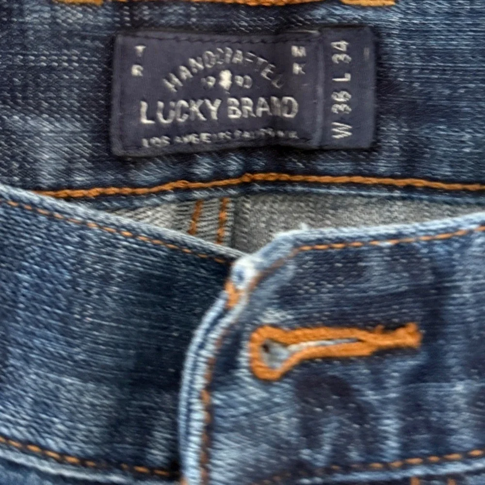 Lucky Brand 455 Relaxed Boot Jeans Mens 36x34 Blue Medium Wash Distressed Hem